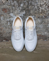 Court M AB - Blanc