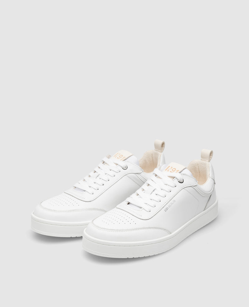 Court M AB - Blanc