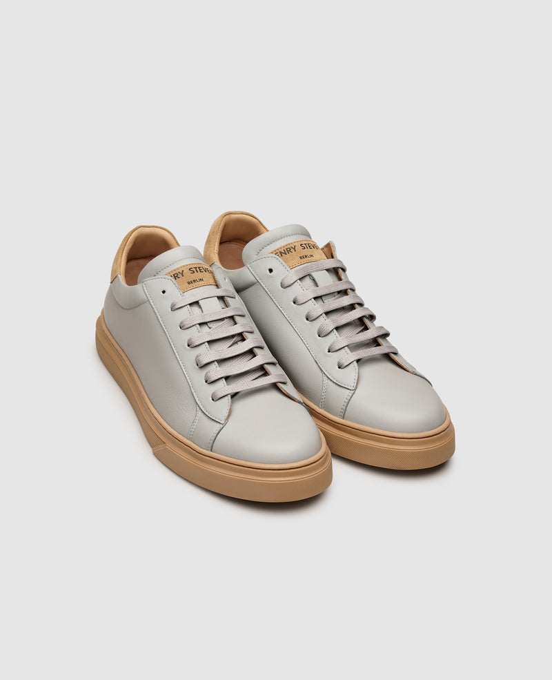 Travis S - Gris